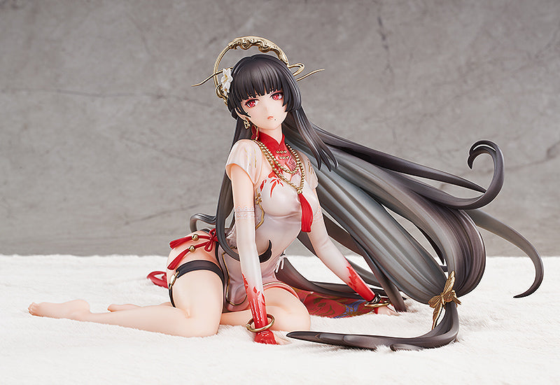 Good Smile Company Punishing Gray Raven Series Qu Crimson Blessing 1/7 Scale Figure