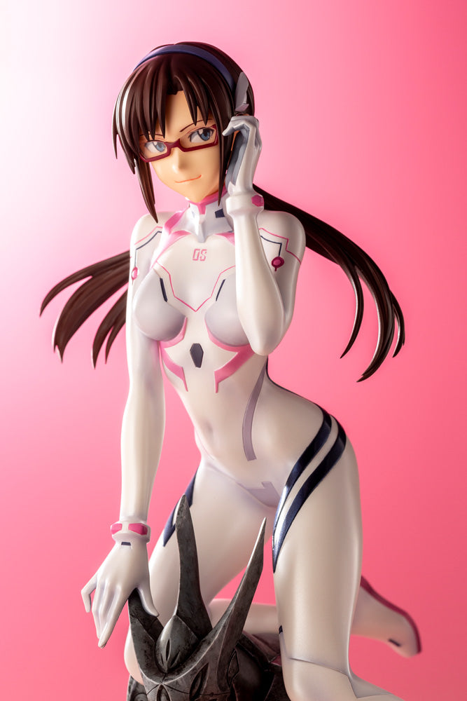 KOTOBUKIYA Mari Makinami Illustrious White Plugsuit ver.