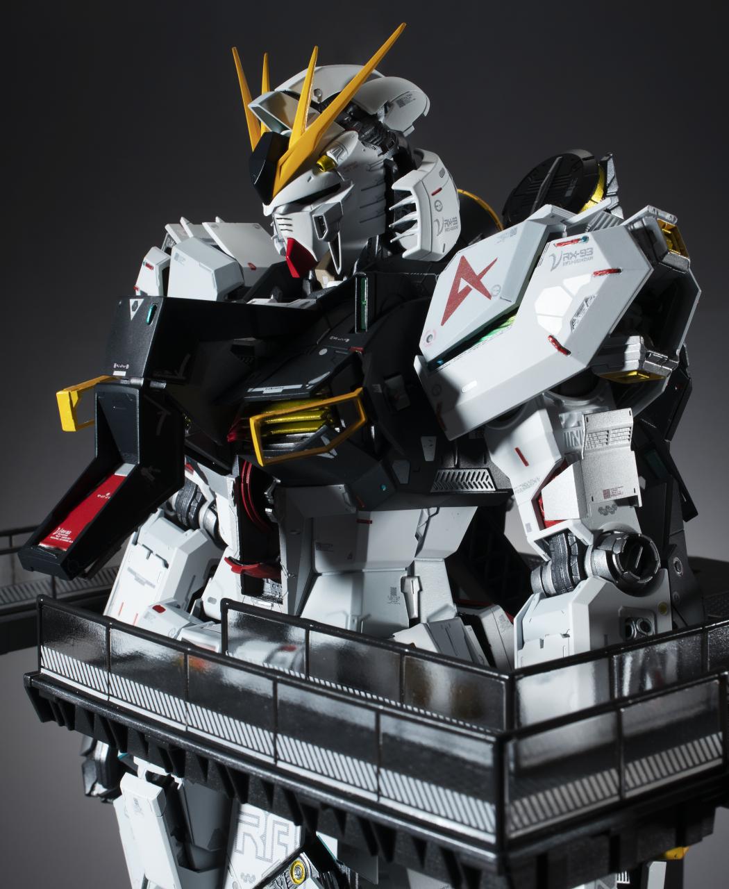 Tamashii Nations Kaitai-Shou-Ki Rx-93 ν Gundam "Mobile Suit Gundam Char’S Counterattack"