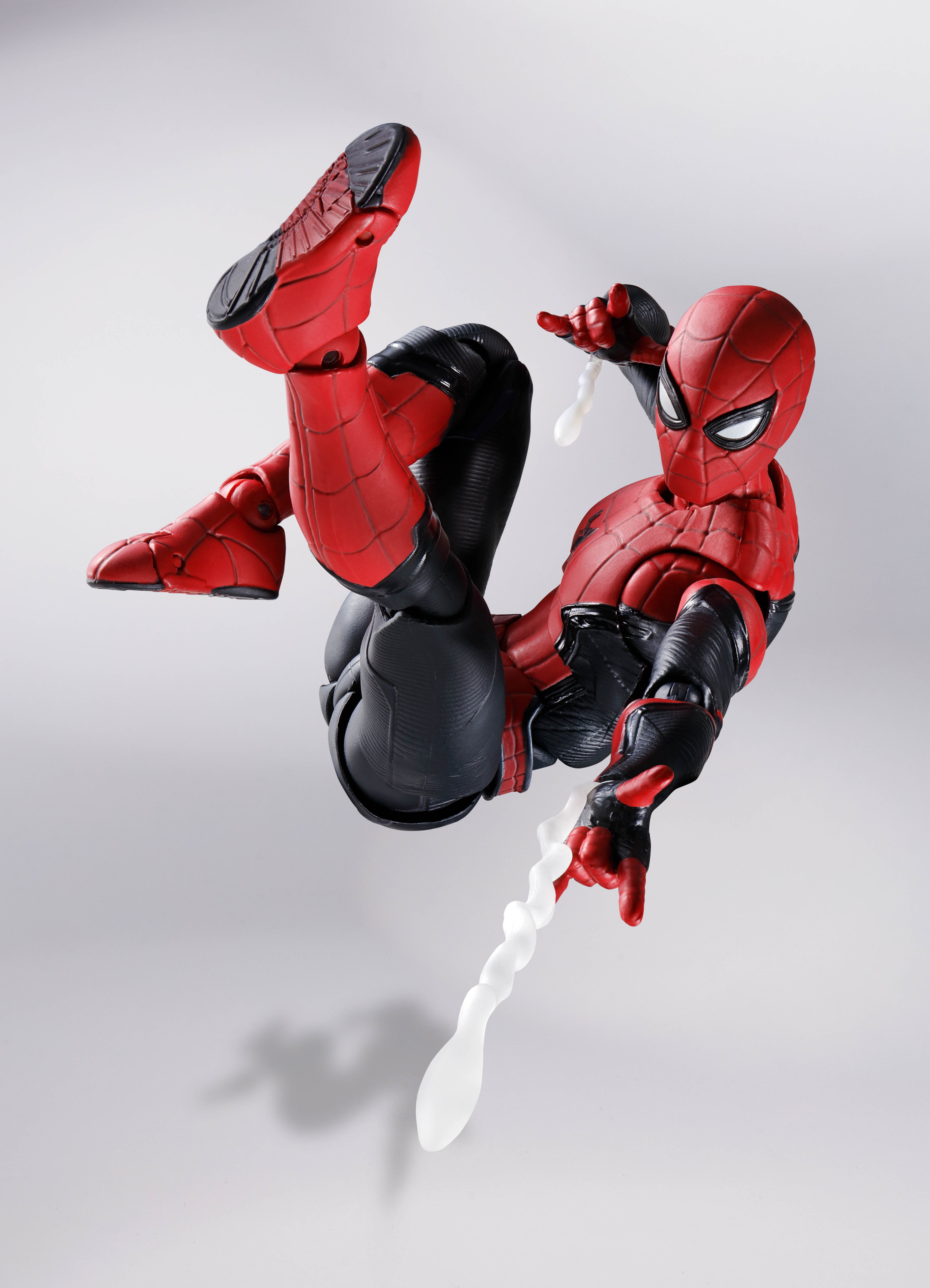 Bandai Spirits S.H.Figuarts Spider-Man (Upgraded Suit) Special Set 'Spider-Man: No Way Home',