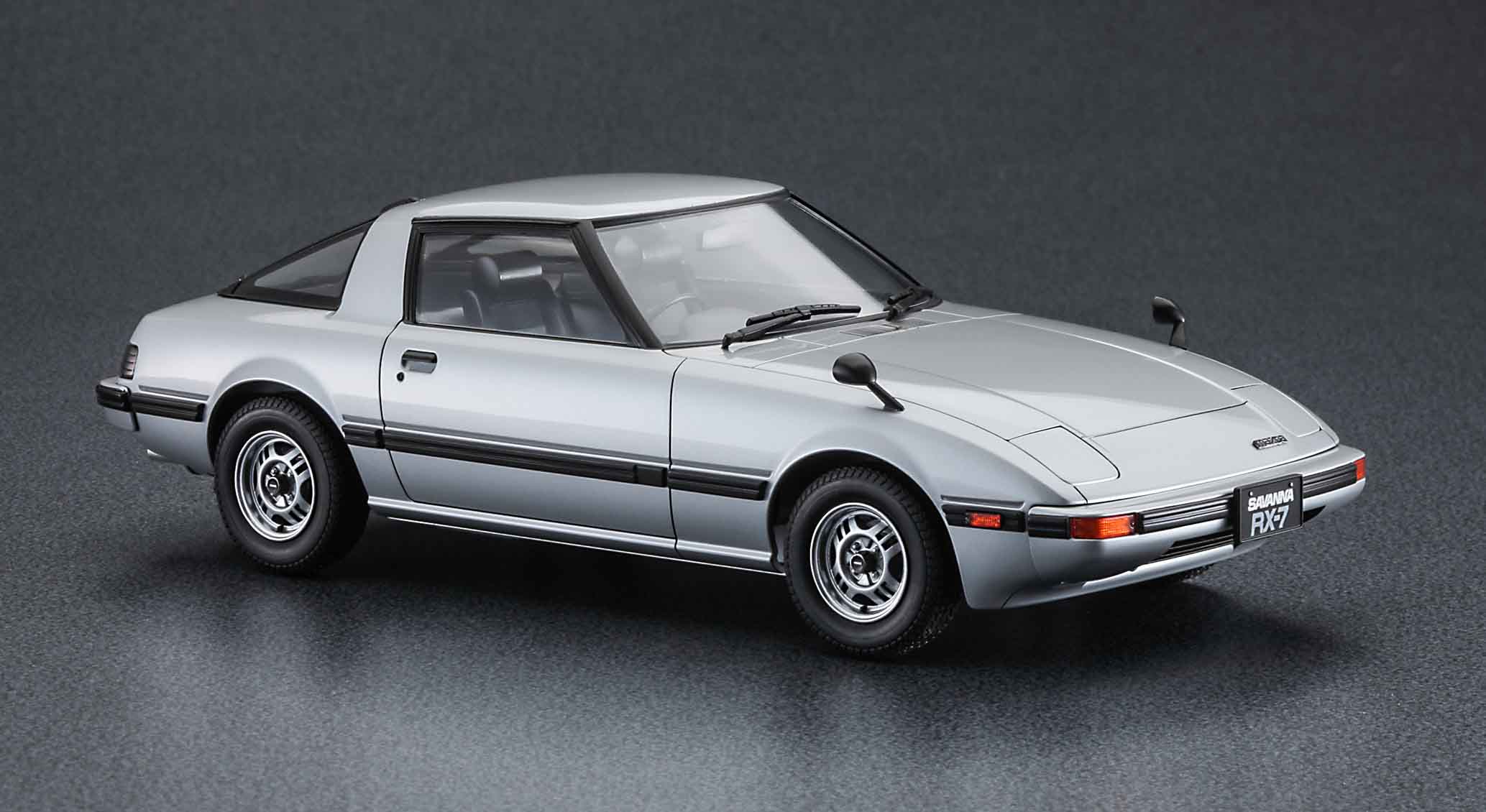 Hasegawa 1/24 MAZDA SAVANNA RX-7 (SA22C) MIDDLE VERSION GT (1980)