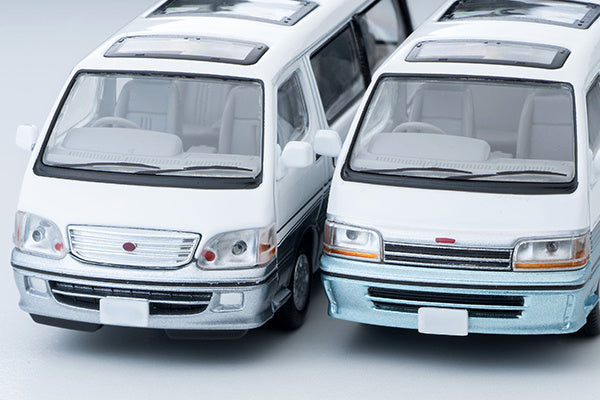 Tomica Limited Vintage NEO 1/64 LV-N216d HiAce Super Custom G White and Silver 2001