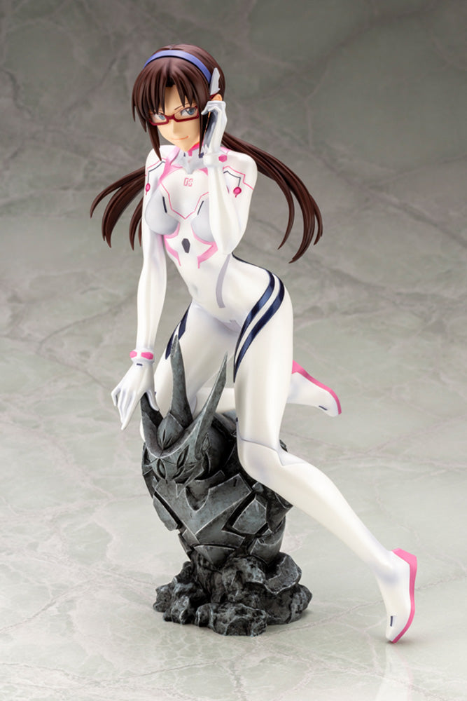 KOTOBUKIYA Mari Makinami Illustrious White Plugsuit ver.