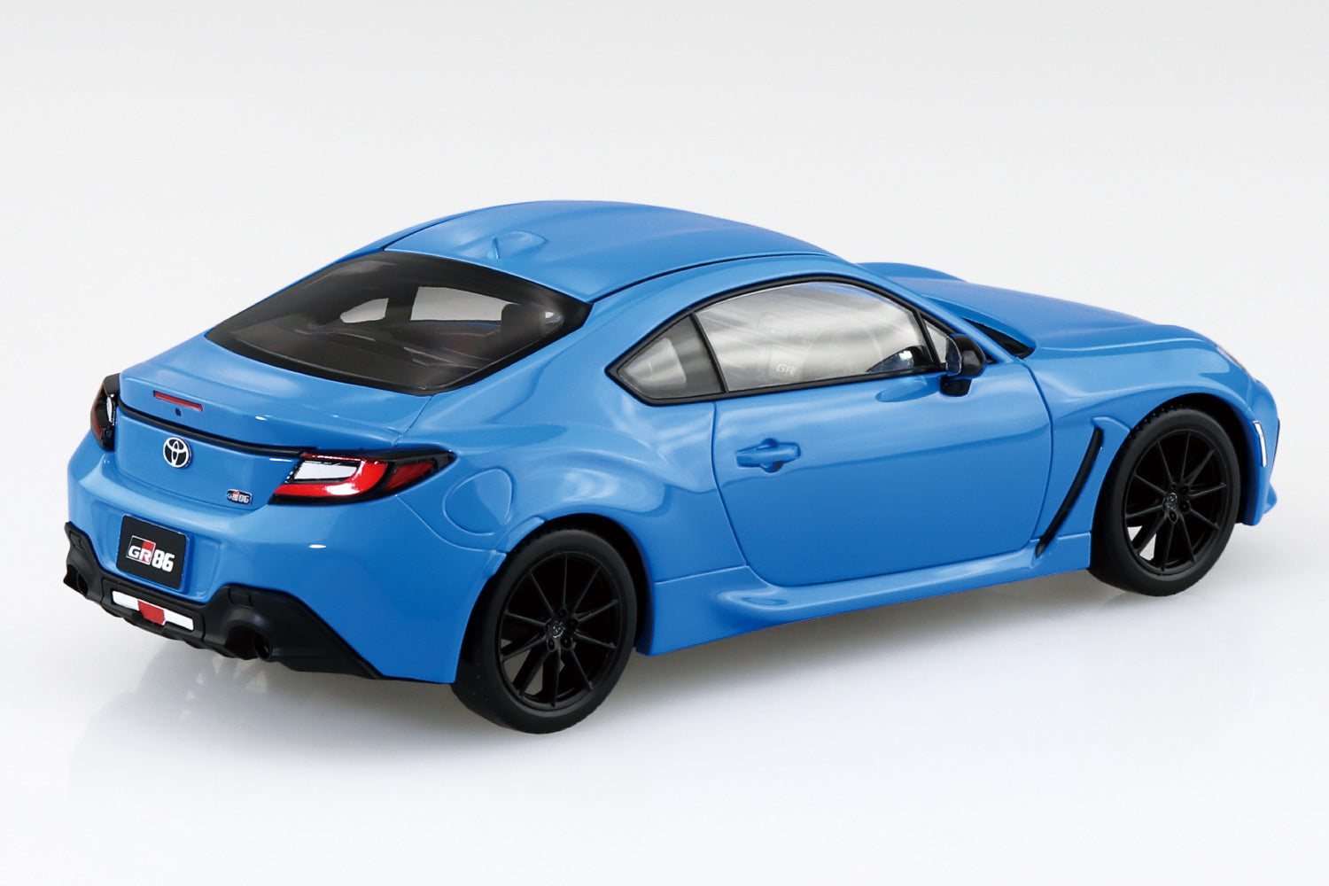 Aoshima 1/32 Toyota GR 86 (Bright Blue)