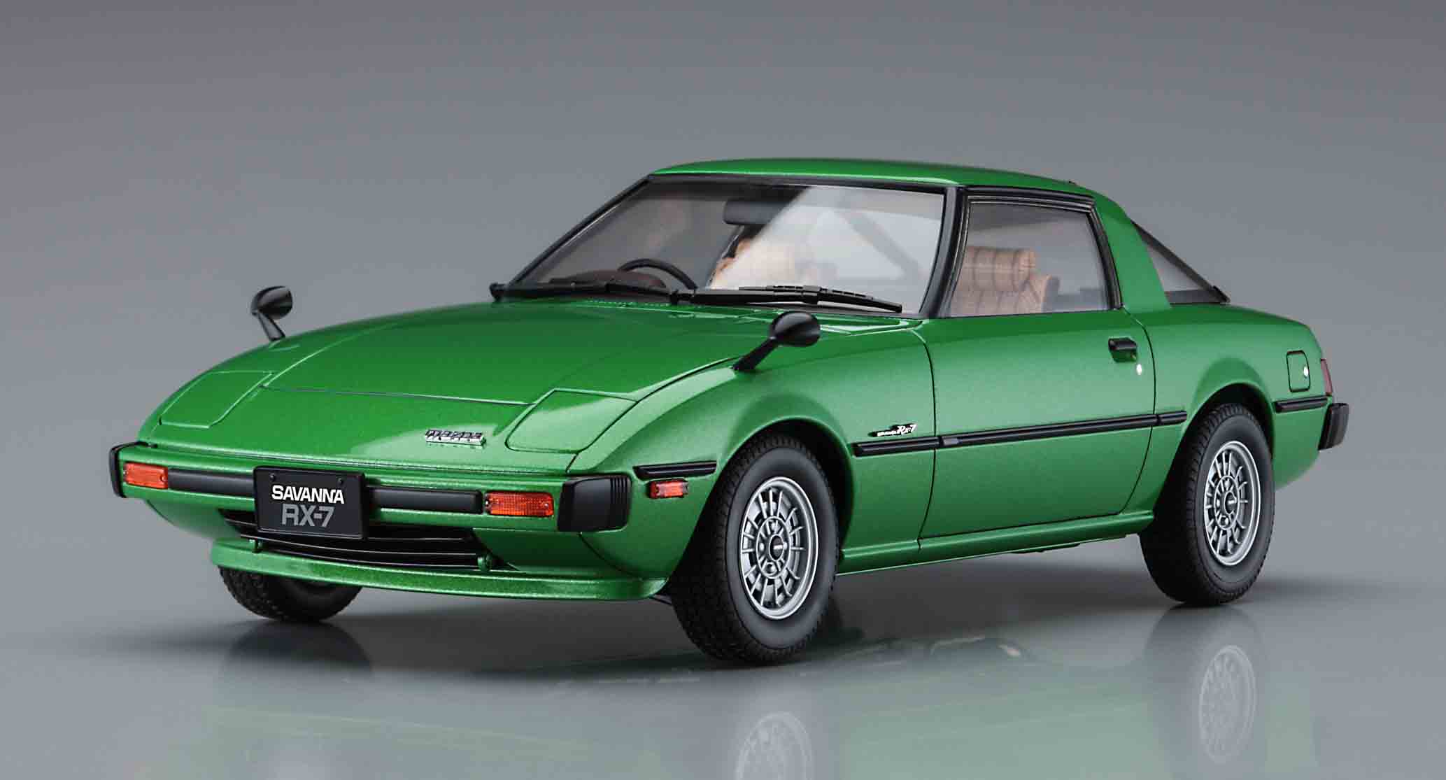 Hasegawa [HC43] 1:24 MAZDA SAVANNA RX-7 (SA22C) EARLY VERSION Limited(4967834211438)