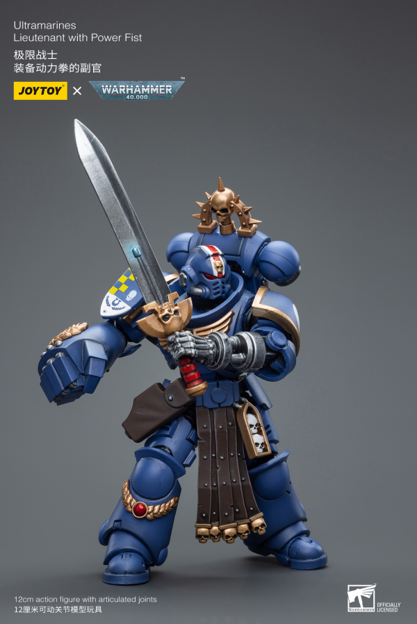 Joy Toy Ultramarines Lieutenant with Power Fist