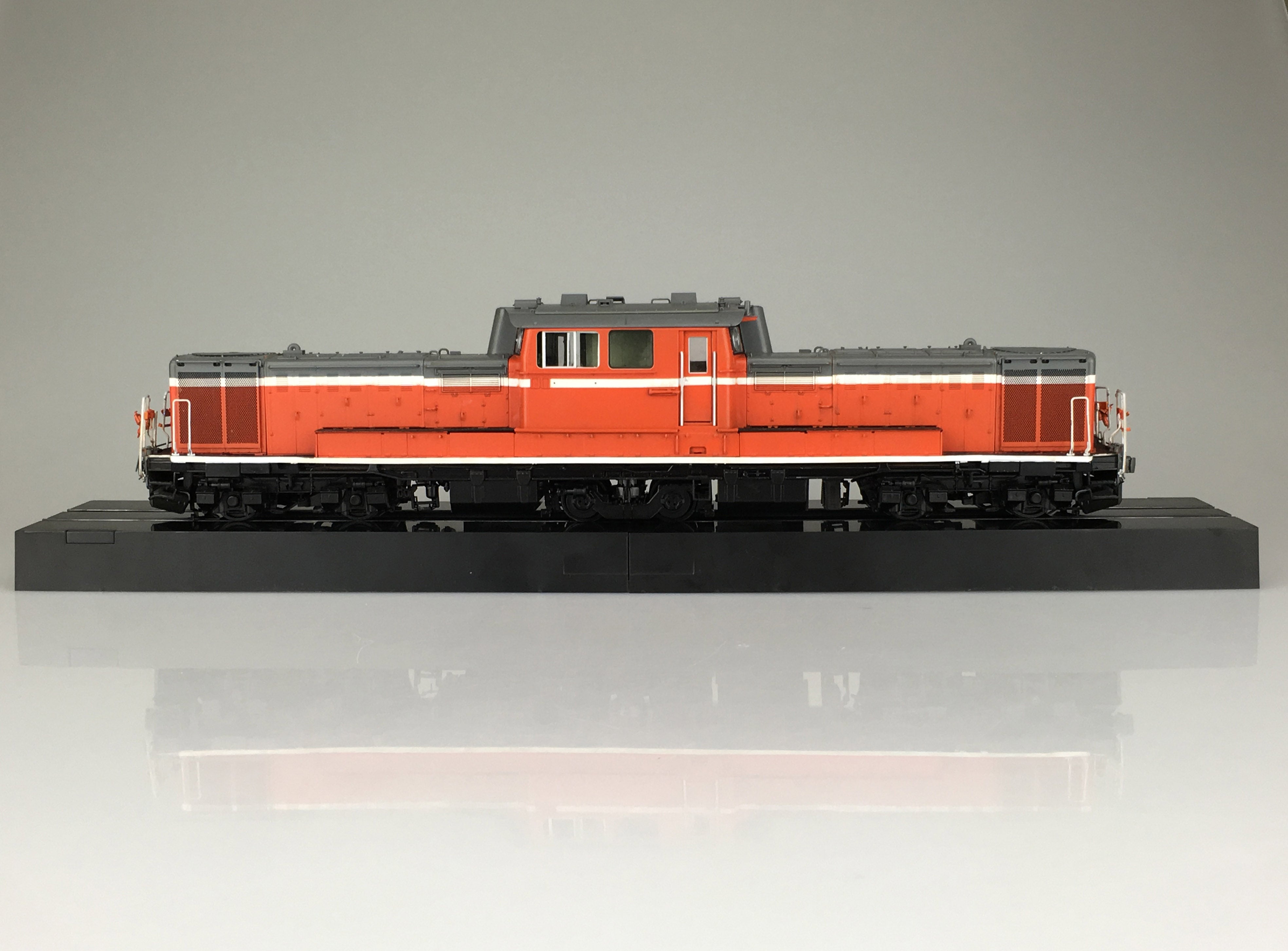 Aoshima 1/45 Diesel Locomotive DD51 Standard Type