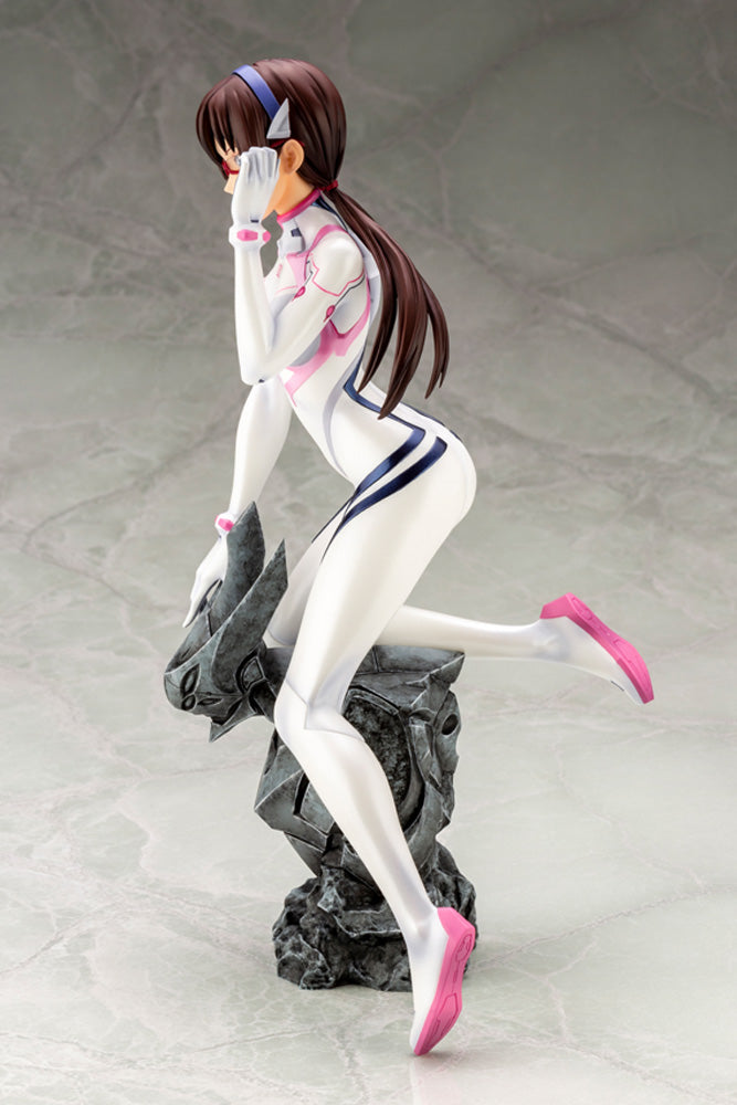 KOTOBUKIYA Mari Makinami Illustrious White Plugsuit ver.