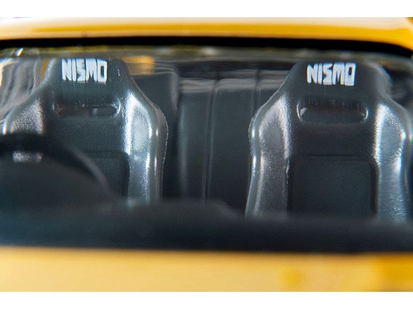 Tomica Limited Vintage 1/64 LV-N305a Nismo 400R Yellow