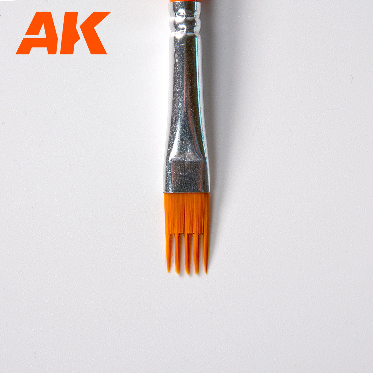 AK Interactive COMB Weathering Brush #5