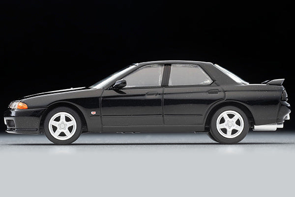 Tomica Limited Vintage NEO 1/64 LV-N194c Skyline 4 Doors Sports Sedan GTS-t M BLK Opt. 92