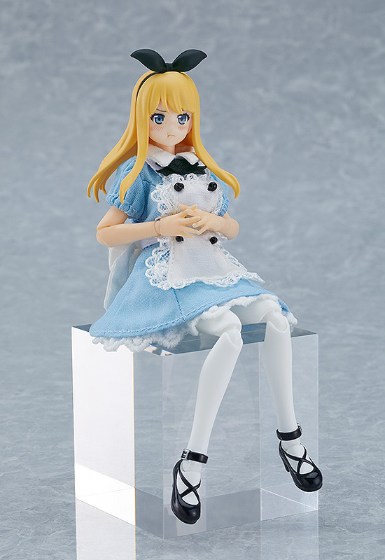 Good Smile Company figma Female Body (Alice) with Dress + Apron Outfit(4545784068816)(4545784068816)