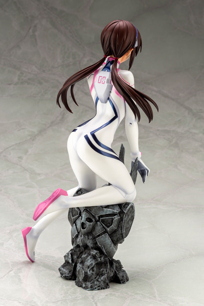 KOTOBUKIYA Mari Makinami Illustrious White Plugsuit ver.