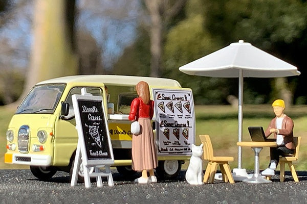 TomyTec Diocolle 64 1/64 #Car Snap 15a Crepe Shop Subaru Sambar Dias with 3 figures