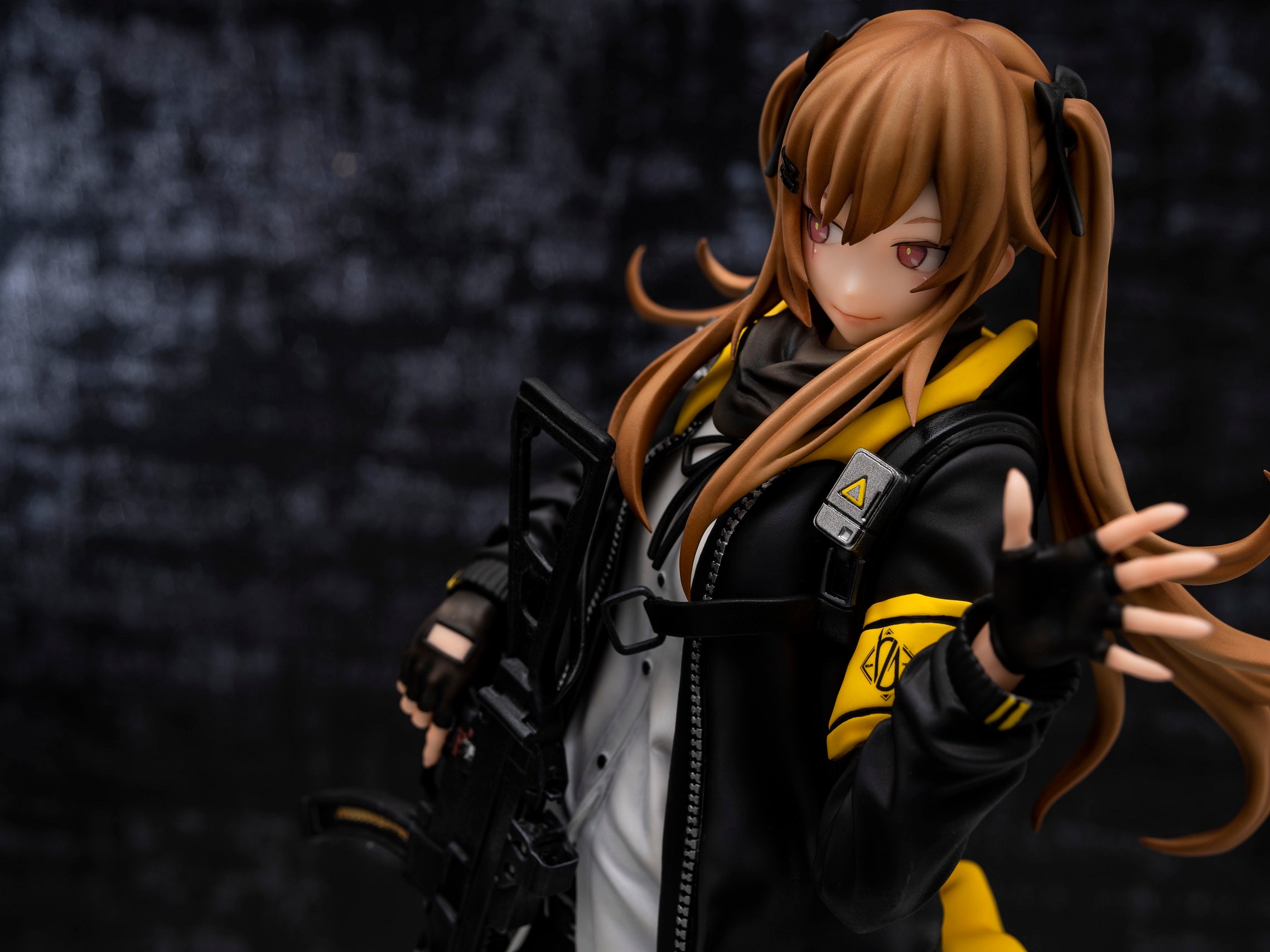 Good Smile Company Girls' Frontline Series UMP9 (Re-Run) 1/7 Scale Figure