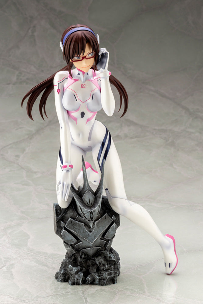 KOTOBUKIYA Mari Makinami Illustrious White Plugsuit ver.