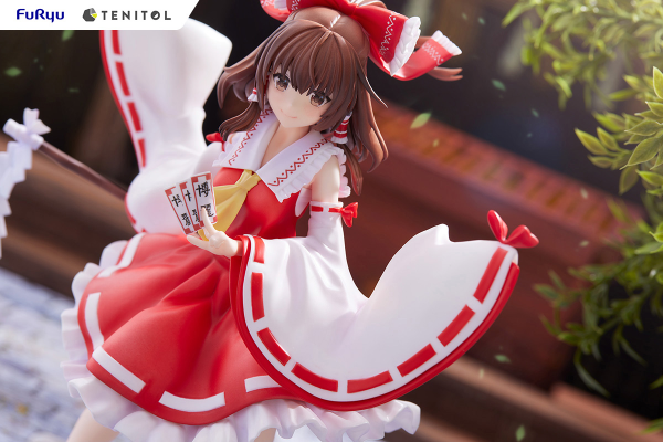 FURYU Corporation TENITOL Reimu Hakurei