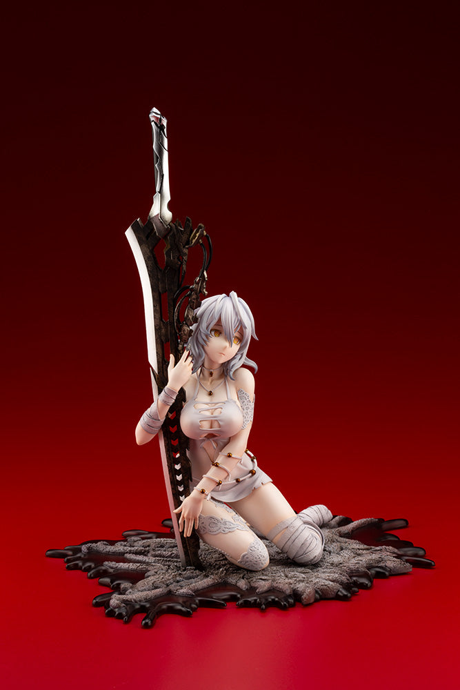 KOTOBUKIYA ARTFX J Io cuddling the sword