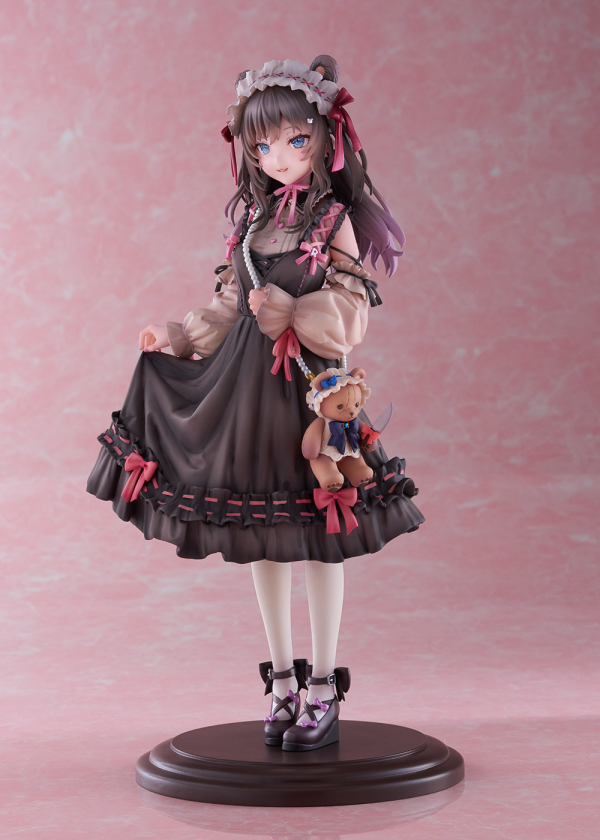 Bell Fine R-chan Gothic Lolita Ver. Illustration by Momoko