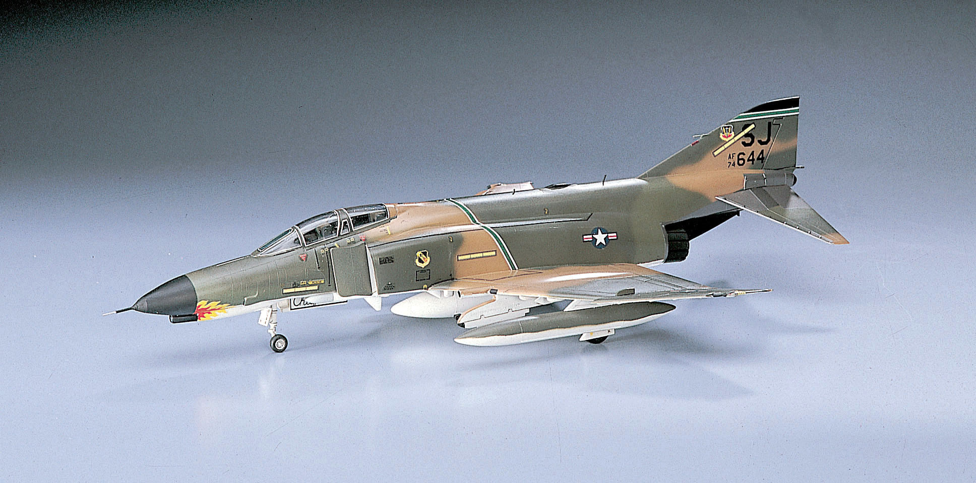 Hasegawa [C2] 1:72 F-4E PHANTOM II