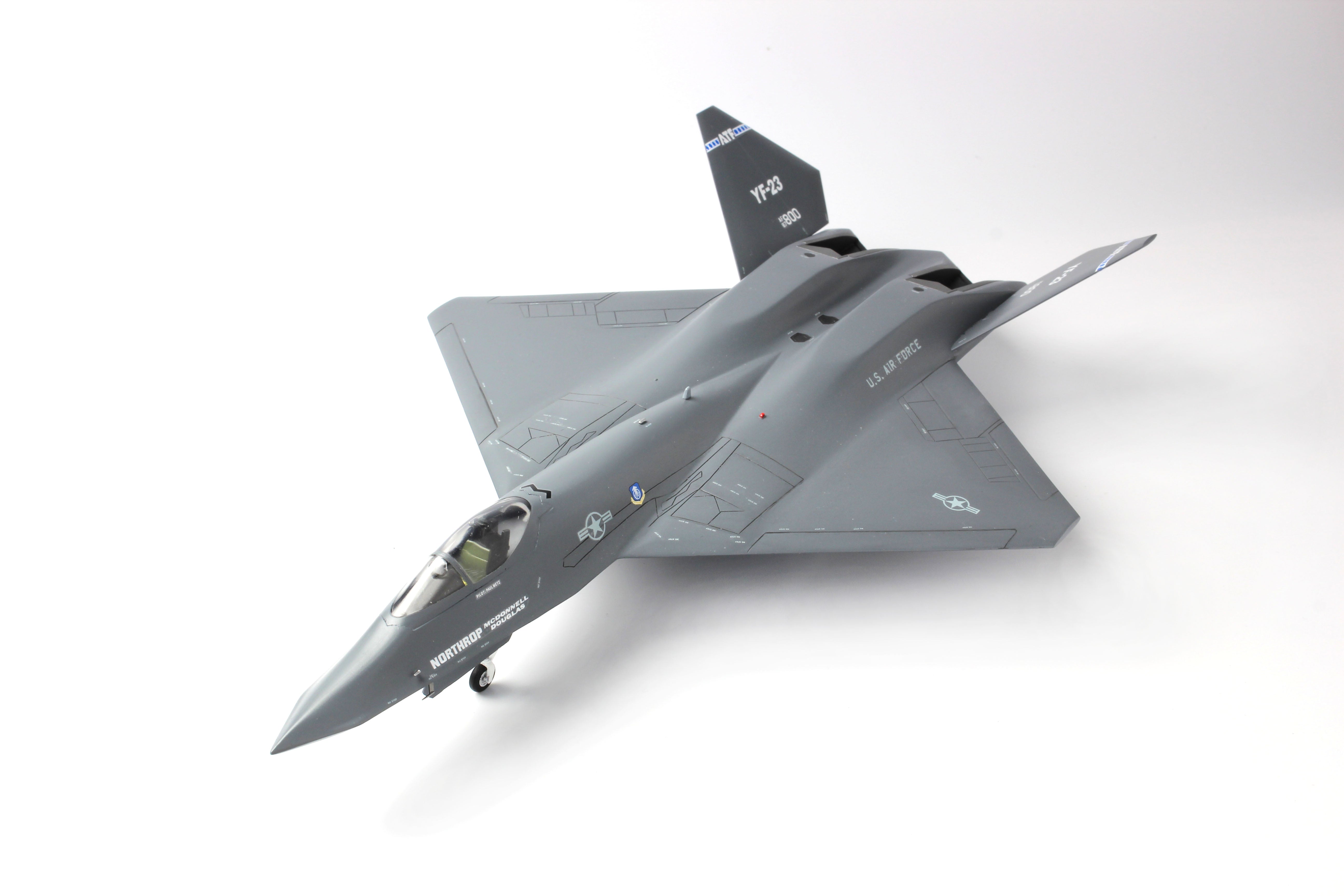 Platz 1/72 U.S.A.F. Prototype Fighter YF-23