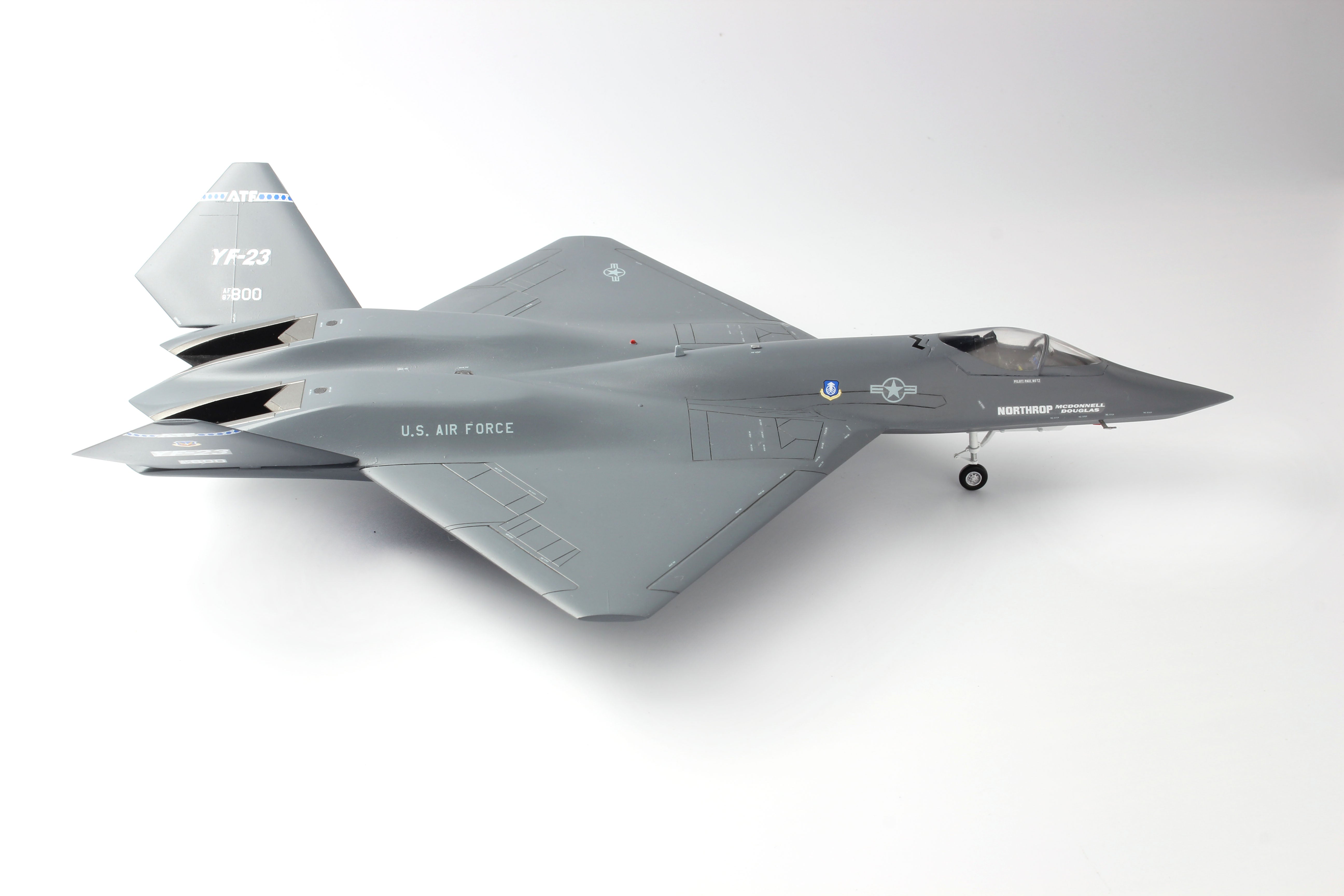 Platz 1/72 U.S.A.F. Prototype Fighter YF-23