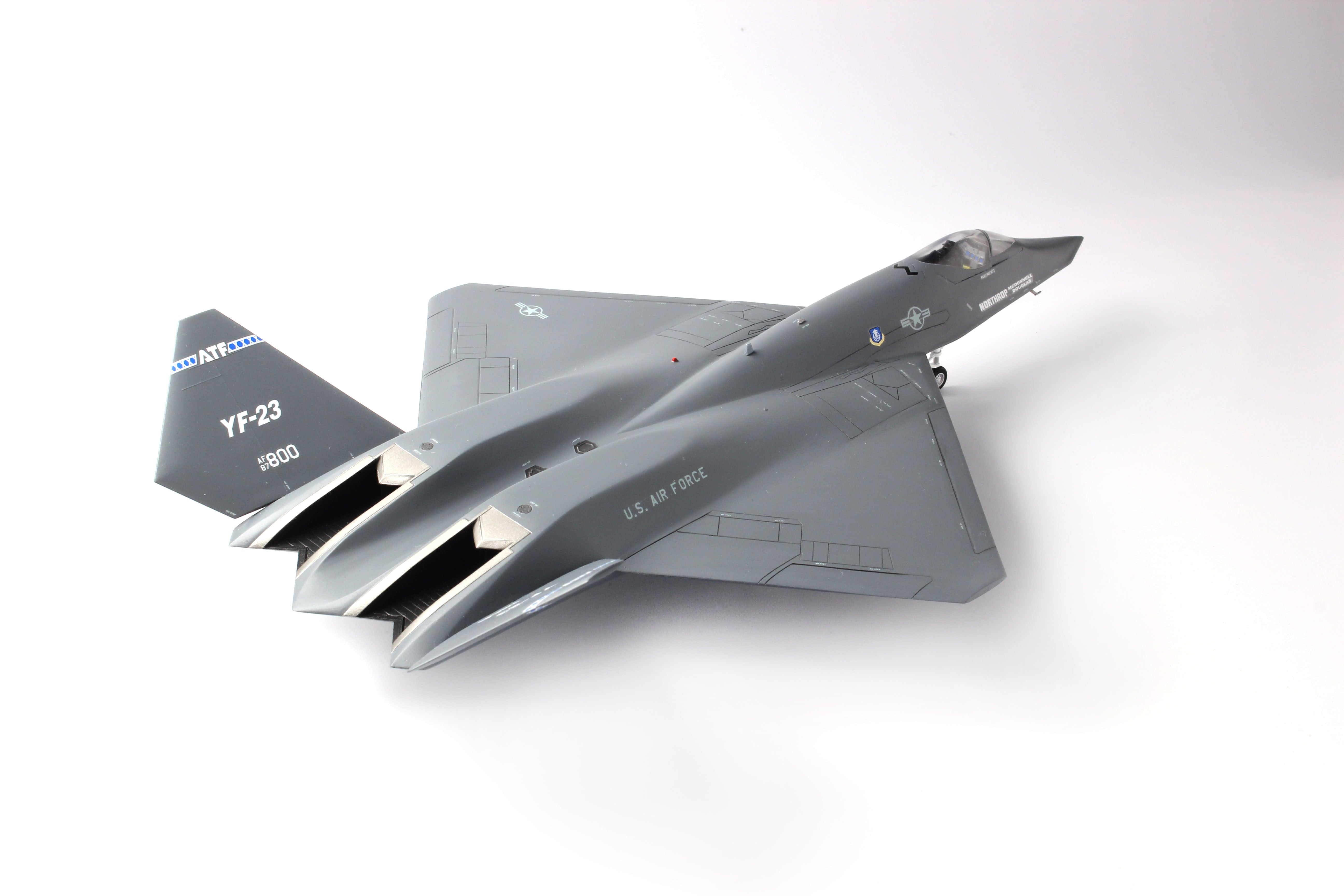 Platz 1/72 U.S.A.F. Prototype Fighter YF-23