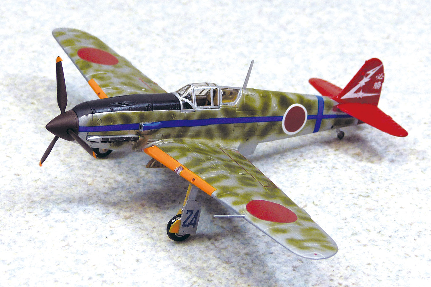 Aoshima 1/72 Aircraft Kawasaki Ki-61-I Type 3 Fighter Hien Model 2 Tei