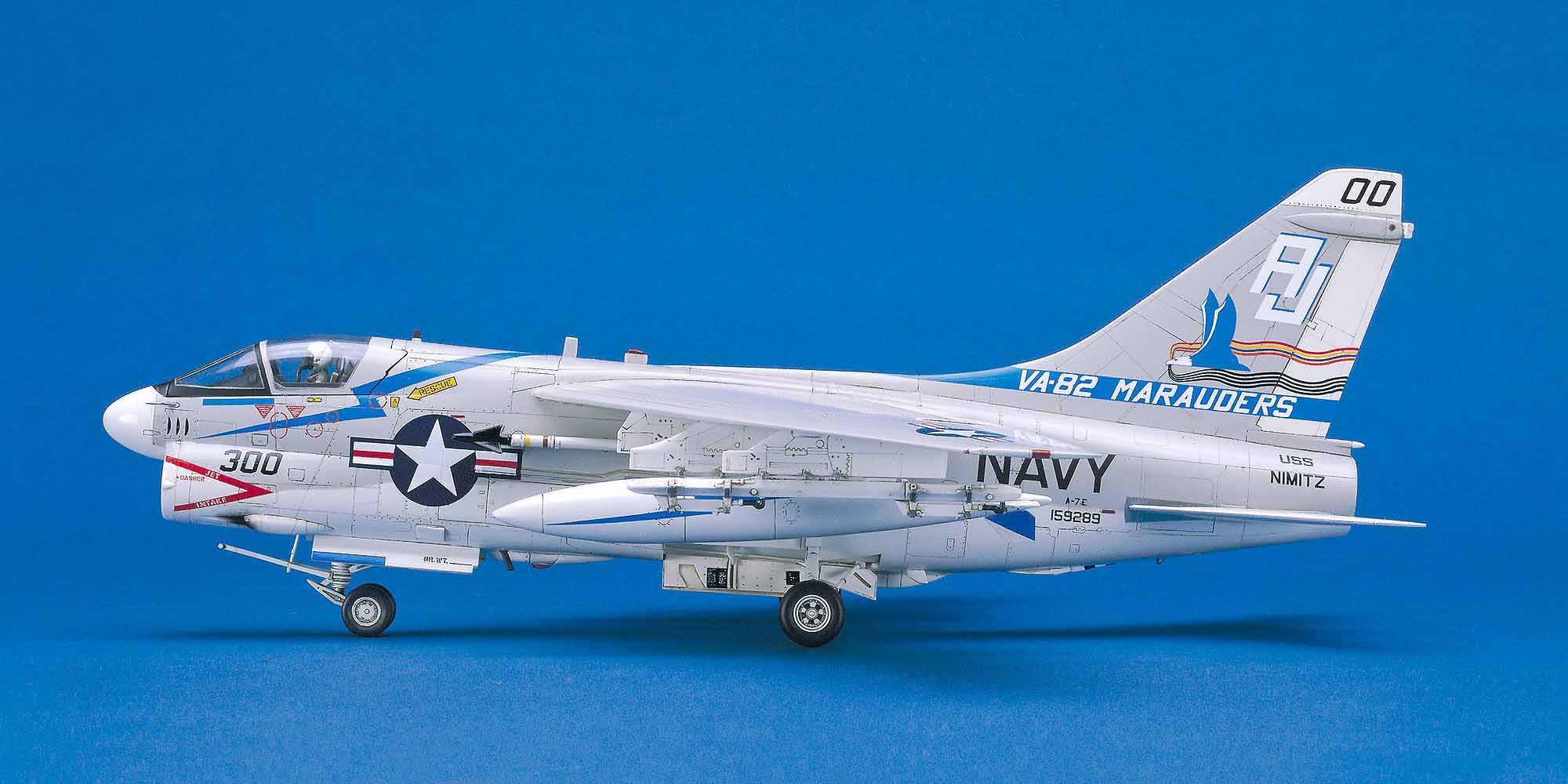 Hasegawa [PT47] 1:48 A-7D/E CORSAIR II