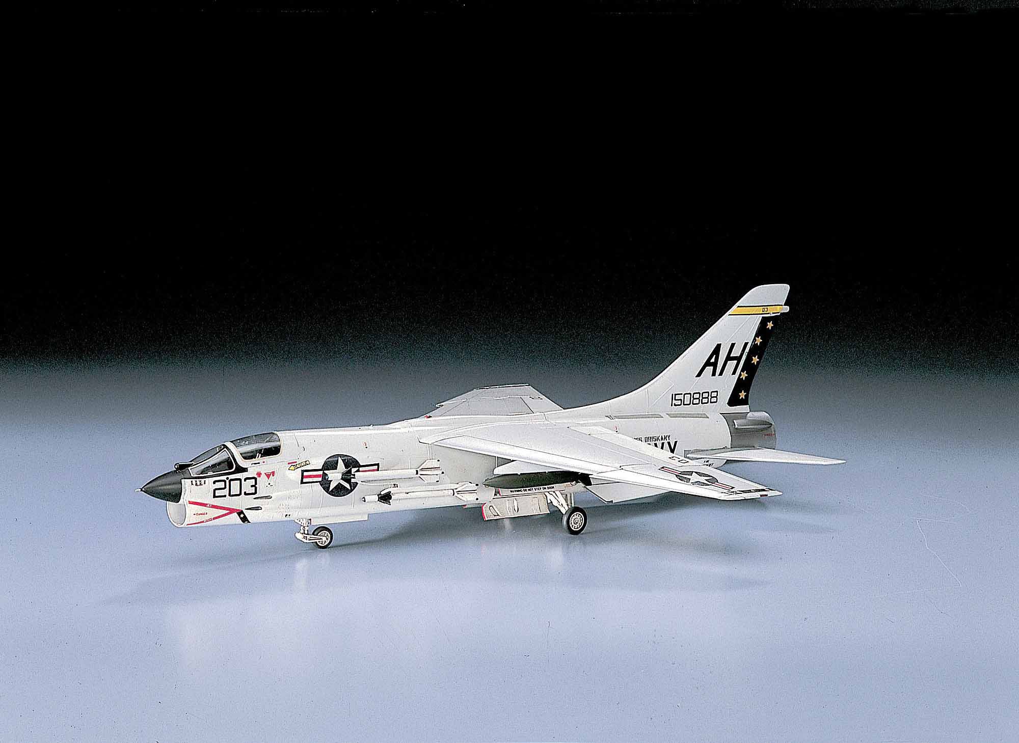 Hasegawa [C9] 1:72 F-8E CRUSADER