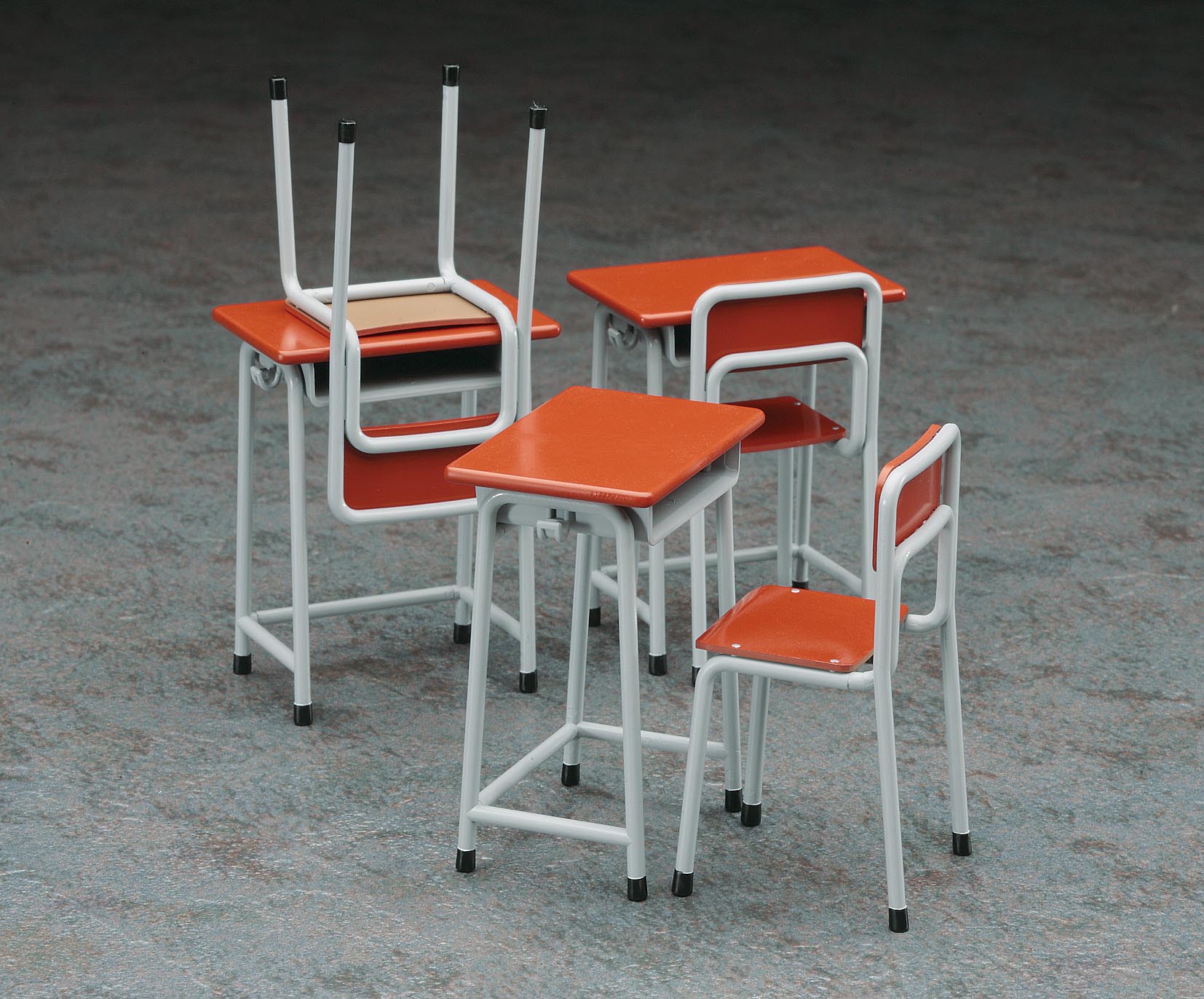 Hasegawa [FA01] 1:12 SCHOOL DESK & CHAIR