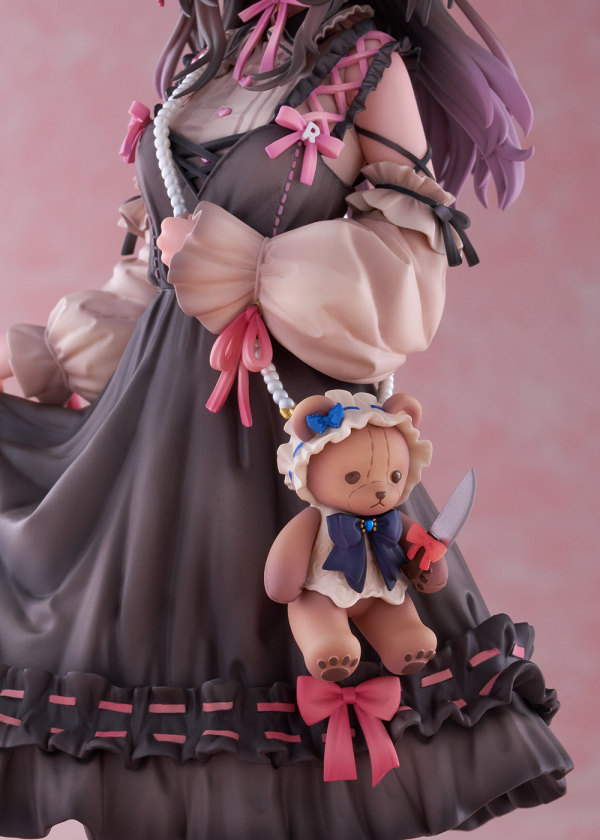 Bell Fine R-chan Gothic Lolita Ver. Illustration by Momoko