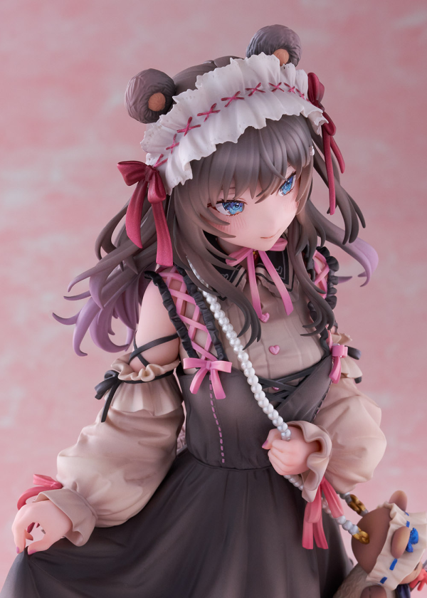 Bell Fine R-chan Gothic Lolita Ver. Illustration by Momoko