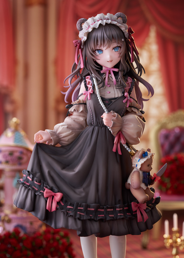 Bell Fine R-chan Gothic Lolita Ver. Illustration by Momoko