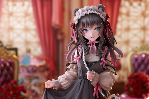 Bell Fine R-chan Gothic Lolita Ver. Illustration by Momoko