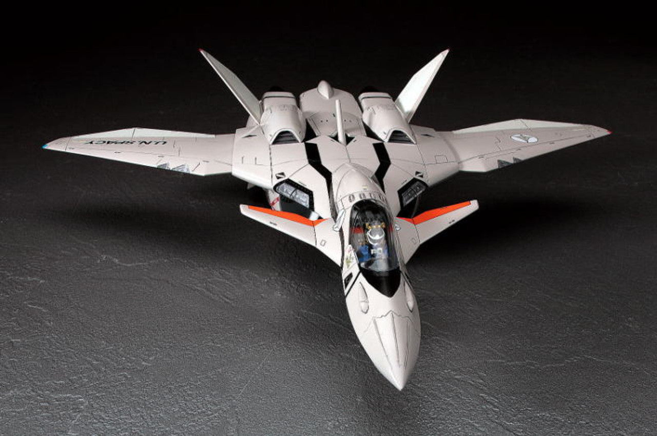 Hasegawa [22] 1:72 VF-11B THUNDERBOLT MACROSS PLUS