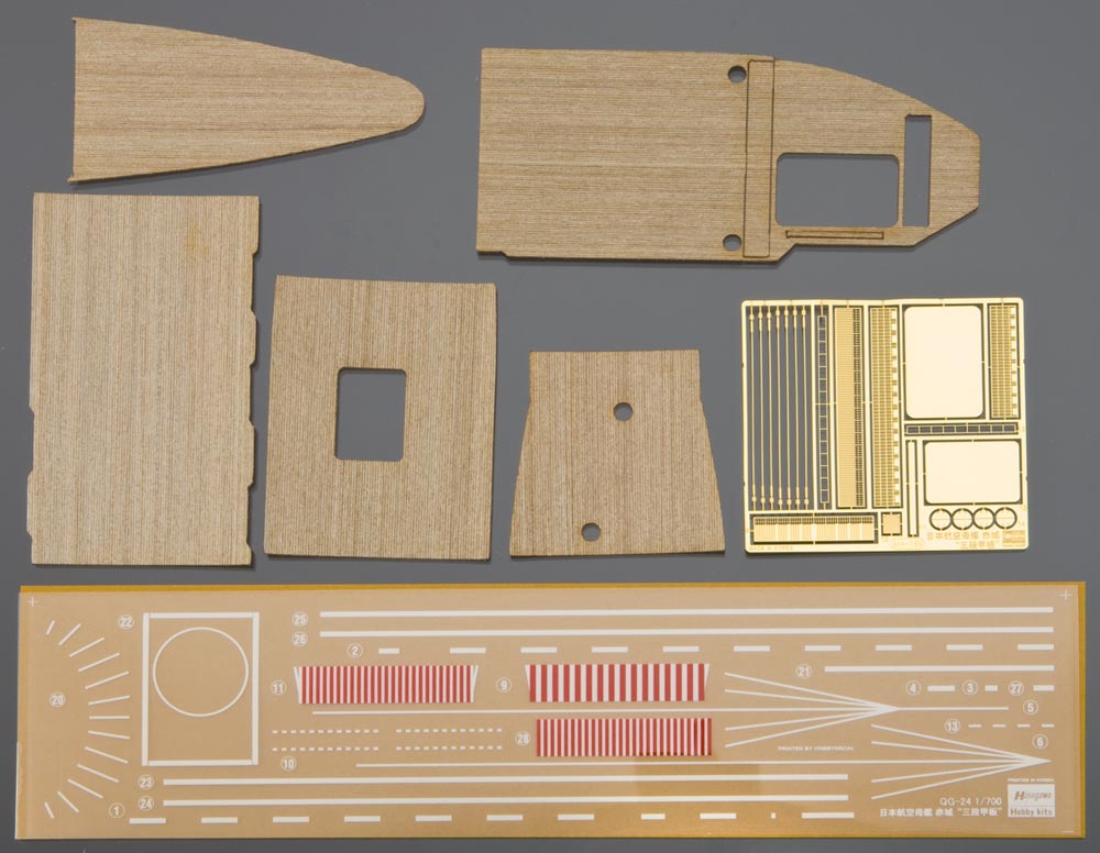 Hasegawa Wooden Deck For 1/700 Aircraft Carrier Akagi