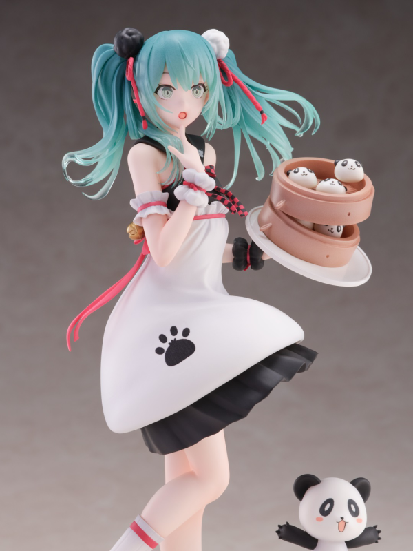 SEGA MIKU PANDA BUN FIGURE