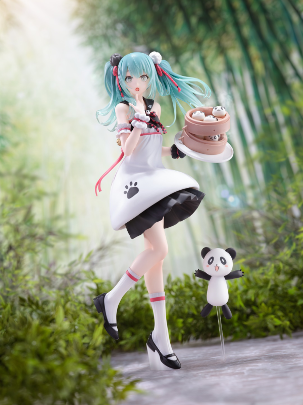 SEGA MIKU PANDA BUN FIGURE