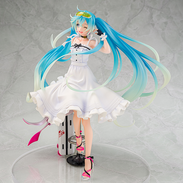 Wonderful Works Racing Miku 2021: Vacation Style Ver.