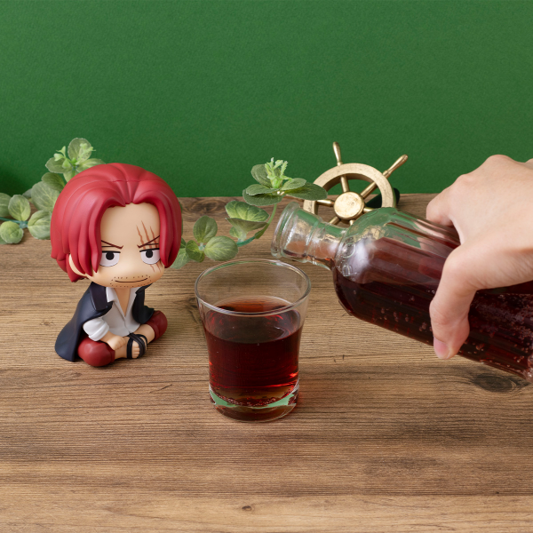 MegaHouse Lookup ONE PIECE Shanks【with gift】