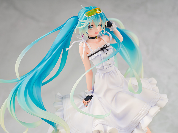 Wonderful Works Racing Miku 2021: Vacation Style Ver.