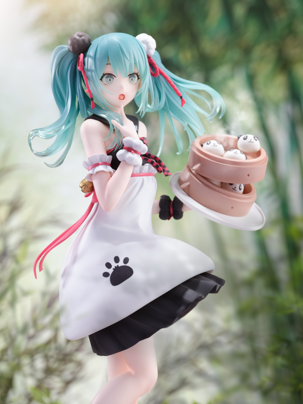 SEGA MIKU PANDA BUN FIGURE