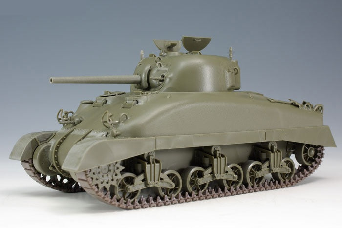 Asuka 1/35 M4A1 Sherman Direct Vision Type WWII US Medium Tank