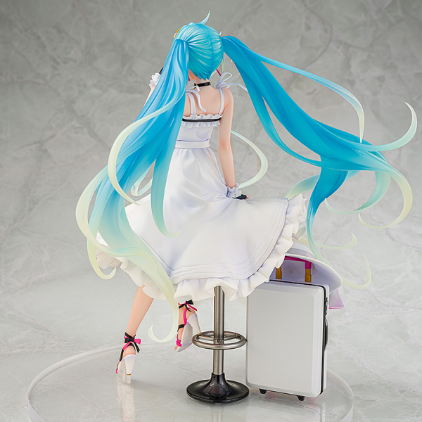 Wonderful Works Racing Miku 2021: Vacation Style Ver.