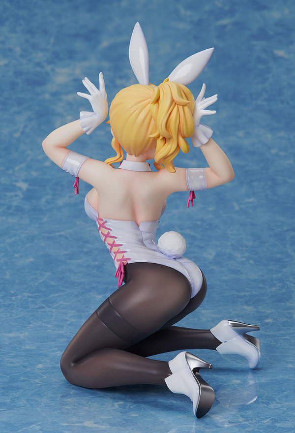 FREEing Kiri Izumi: White Bunny Ver.