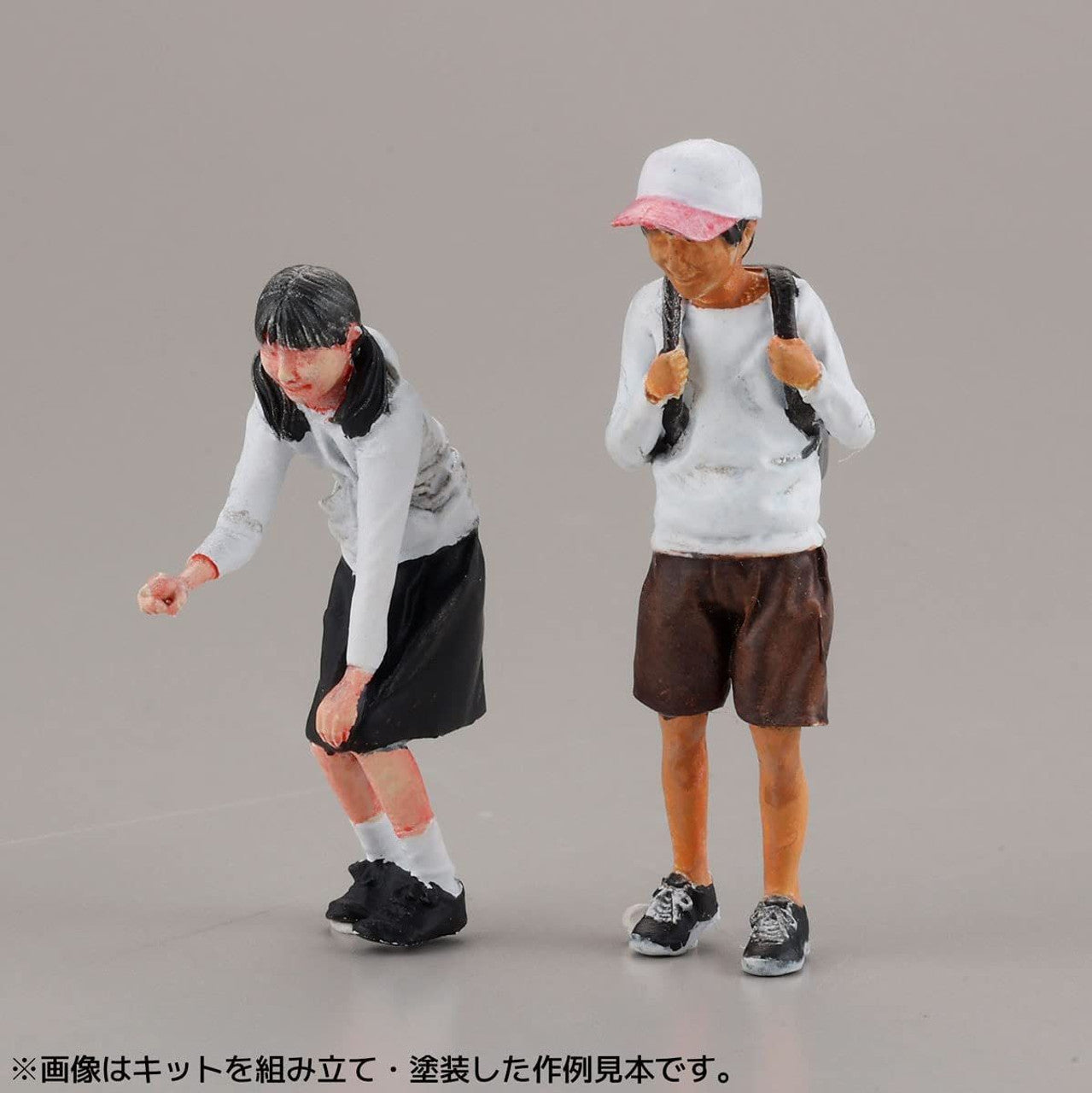 Kaiyodo [KAIYODO] [UNPAINTED] ARTPLA tourists and giraffe set