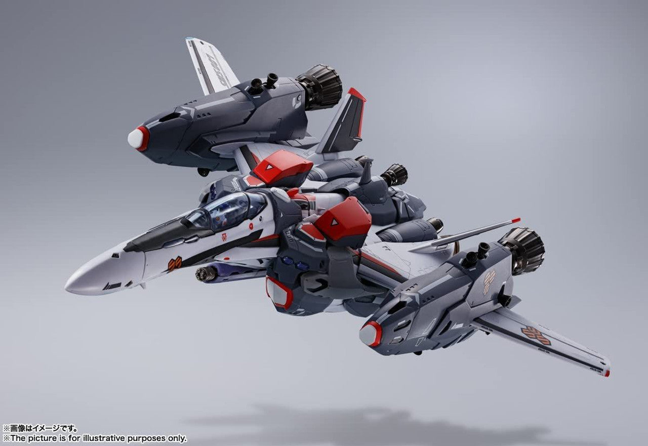 BANDAI Toy VF-25F Super Messiah Valkyrie (Alto Saotome Custom) Revival ver.