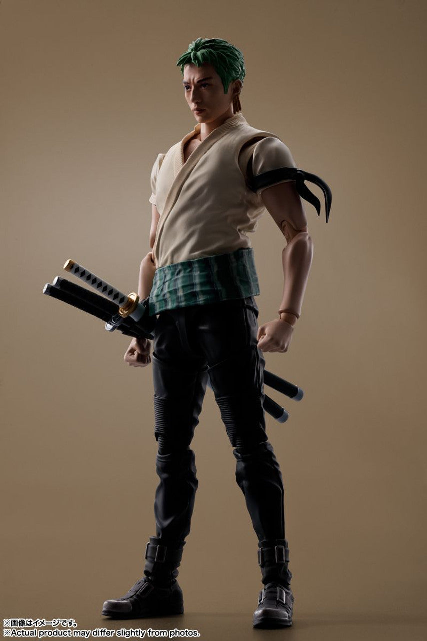 BANDAI Spirits Roronoa Zoro (A Netflix Series: ONE PIECE)