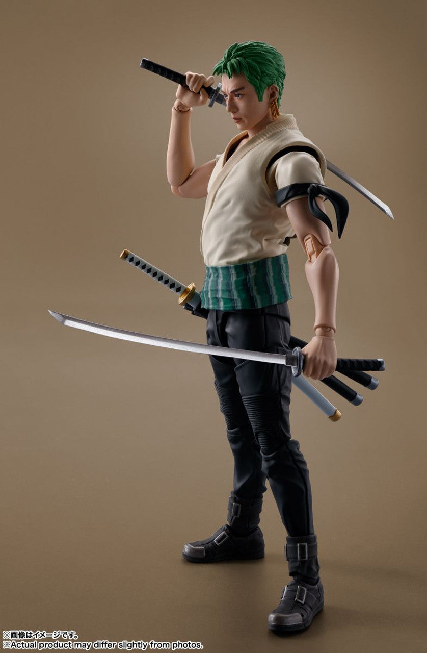 BANDAI Spirits Roronoa Zoro (A Netflix Series: ONE PIECE)